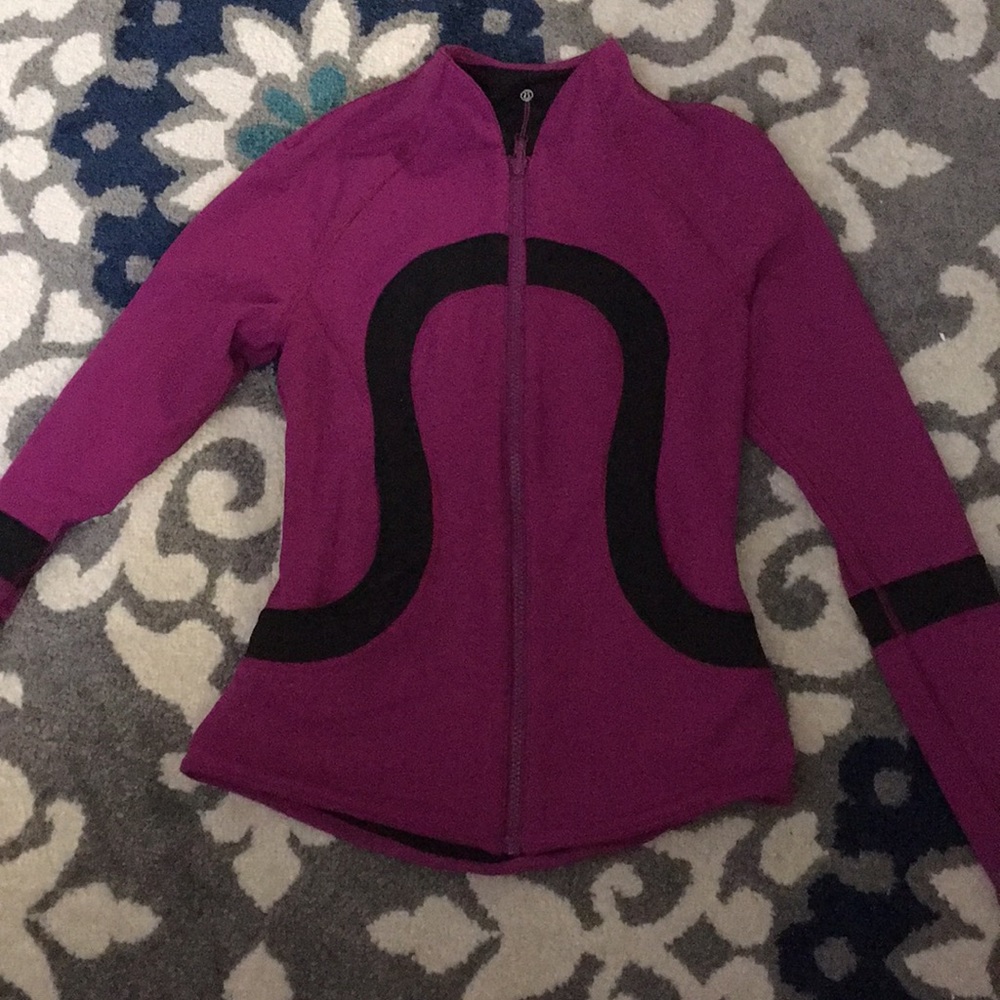 Lululemon jacket 🍋!